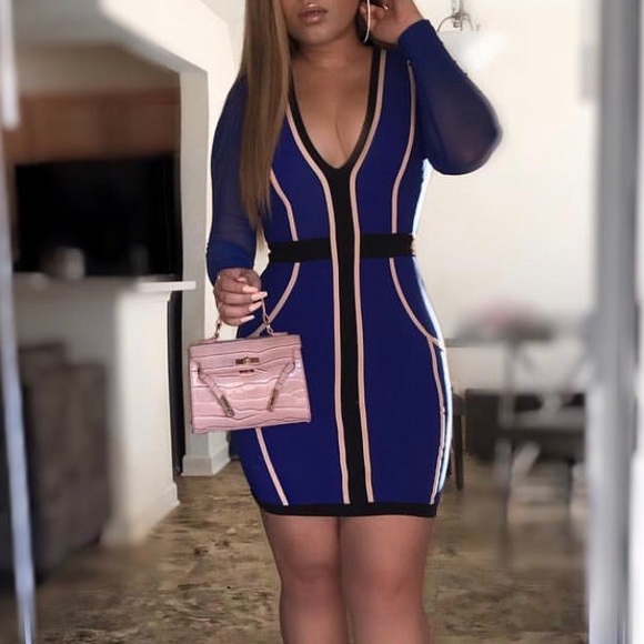 ❗️LAST ONE ❗️Blue long sleeve bodycon dress - Picture 2 of 5